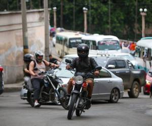 Muchos de los accidentes entre carros y motos son provocados por la falta de empatía y el respeto en la carretera para proteger a los conductores de automotores de dos ruedas.