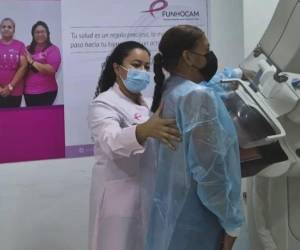 La detección temprana del cáncer de mama es uno de los factores claves para salvar la vida de las mujeres.