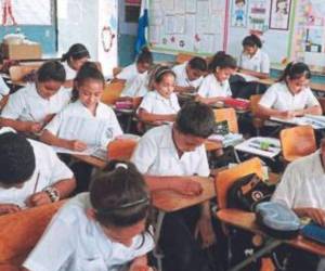 Para intentar ingresar a la Escuela Normal Pedro Nufio, ubicada en Tegucigalpa, unos 125 estudiantes se sometieron a pruebas.