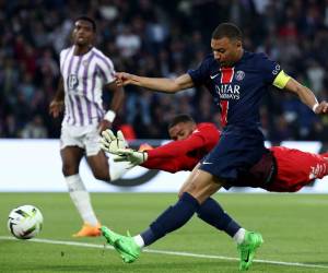 Mbappé abrió el marcador en su último partido con el PSG en el Parque de los Príncipes.