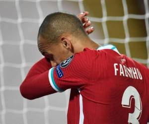 Fabinho podría decir a los millones de Arabia Saudita debido a que no puede mudarse junto a sus perros.