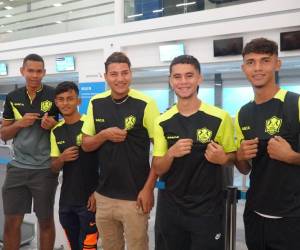 <b>Ariel García, Marcos Chávez, Óscar Mendoza, Óscar Montes y Ángel Villatoro, son los jugadores que envía el Olancho al Nápoli. </b>