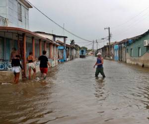 Pobladores han reportado inundaciones en casas