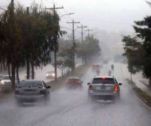 Se esperan lluvias leves el Lunes y Martes en diferentes departamentos de Honduras.