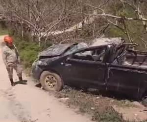 Elementos del Cuerpo de Bomberos se presentaron al lugar para auxiliar a los heridos.