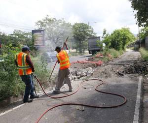 Este lunes comenzaron con los trabajos en la zona. El puente ayudará a cruzar el bulevar y tendrá acceso directo a la Teletón.