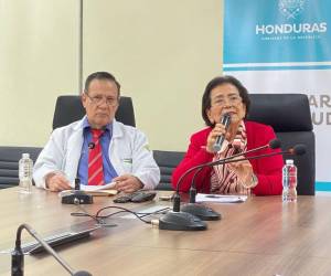 Médicos bajo modalidad descentralizada serán contratados.