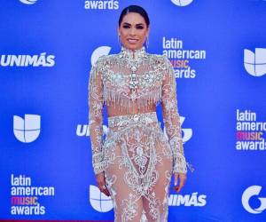 Galilea Montijo fue una de las presentadores de los Latin American Music Awards.