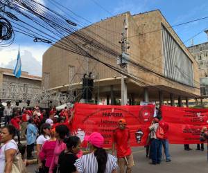 Simpatizantes del partido de gobierno acudirán a la sesión programada para este miércoles.