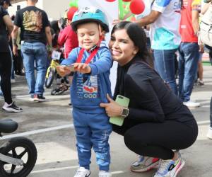 De una manera fenomenal y con la presencia todos los integrantes del hogar arrancó este domingo la décima edición de la Vuelta Infantil 2024.