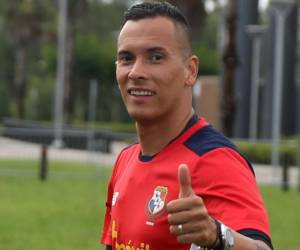 Blas Pérez llega al fútbol de Honduras al Bayer FC.