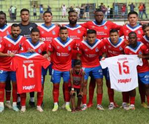 Demetri Gordon estuvo presente en el Juan Ramón Brevé gracias a la acción de los jugadores del Olimpia en el partido ante Juticalpa.