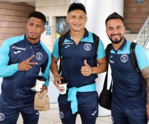 Motagua viajó este martes rumbo a El Salvador y los jugadores se mostraron muy motivados de cara al duelo ante el Águila. Se reporta una baja importante y un jugador no pudo viajar con el grupo.