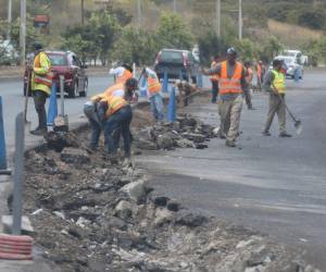 Cada vez son más las personas del rubro de la construcción que deciden salir del país en busca de una mejora salarial.