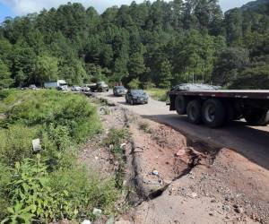 Por años la población de El Paraíso ha esperado la construcción de su carretera, pero no la culminan, evitando el desarrollo de la zona oriental de Honduras.