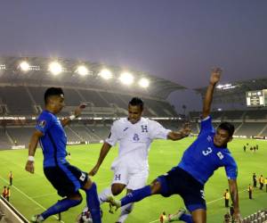 Hondureños y salvadoreños jugarán a estadio lleno en California.