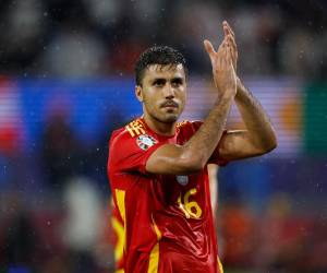 El mediocampista español Rodri está en las primeras planas a nivel mundial luego de que se confirmará que será el próximo ganador del Balón de Ooro 2024.