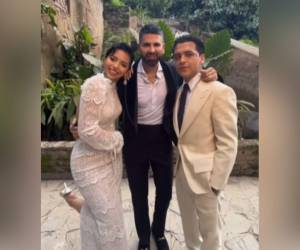 Jomari Goyso fue, junto a Marc Anthony, testigo de la boda civil entre Nodal y Ángela Aguilar.