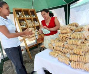 Las exquisitas rosquillas que se producen en el país son un manjar para el hondureño fuera de su tierra natal. En España, al igual que el café, los frijoles y el pan, son productos nostálgicos que el catracho busca volver a degustar.