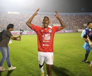 Brayan Beckeles es un auténtico talismán para Olimpia en finales de Liga Nacional.