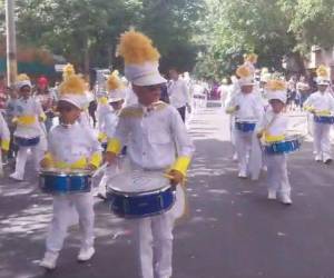 Pequeños y grandes mostraron su talento musical en los actos cívicos de este 8 de septiembre previo a la gran ceremonia del Día de la Independencia de Honduras.