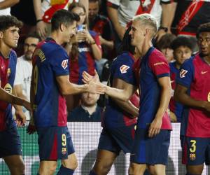 El delantero Dani Olmo debutó con gol en la victoria del equipo azulgrana.