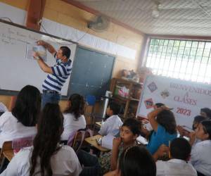 La determinación de Educación de extender el año escolar hasta el 15 de diciembre en Gracias a Dios e Islas de la Bahía obedece a la pérdida de clases en los centros educativos de ambos departamentos. (foto ilustrativa)