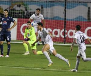 El mexicano José González silenció el estadio Nacional con un golazo a Motagua.