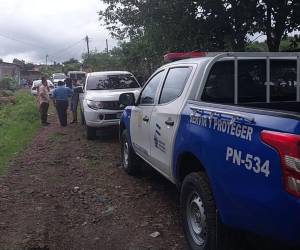 Las autoridades policiales llegaron hasta el lugar para resguardar la escena.