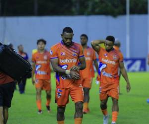 Los Losbos en la derrota ante Olimpia la pasada fecha.