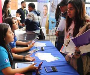 Los candidatos deberán llevar su hoja de vida actualizada y sus documentos en regla para optar a una de las mil plazas laborales que se estarán dando.