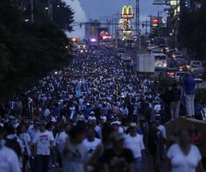 Así avanza marcha de las antorchas que exige renuncia de Xiomara Castro