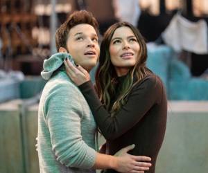 Nathan Kress revela su emoción por la llegada de su hijo y destaca el papel clave de su esposa como una “campeona absoluta” en la crianza de sus tres hijos.