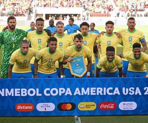 Brasil recibe duro golpe previo a los cuartos de final ante Uruguay.