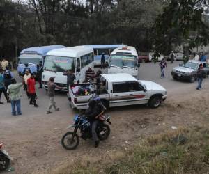 Durante los últimos días fuertes conflictos se han intentado y realizado como medida de presión a las autoridades de la Alcaldía Municipal y el gobierno central, para ejecutar proyectos que alivien el tráfico en la salida al sur y Olancho de la capital.