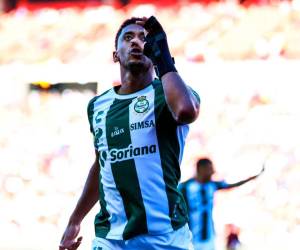 Antony “Choco” Lozano anota su primer gol en Liga MX con el Santos Laguna