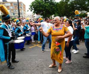 Tan imponente como histórico, el Instituto José Trinidad Reyes, de San Pedro Sula, volvió a destacar como uno de los mejores de la zona norte de Honduras en la celebración de 203 años de independencia, con su inigualable ritmo.