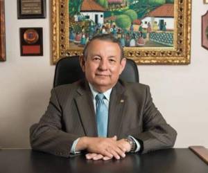 Guillermo Pérez-Cadalso Arias ostentó diferentes cargos importantes en el Estado, siendo rector de la UNAH, canciller entre 2002 y 2003, magistrado de la CSJ y presidente de la Corte Centroamericana de Justicia (CCJ).