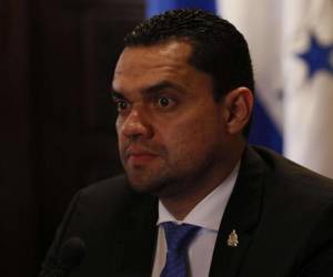 El <b>Congreso Nacional</b> informó este lunes que no dará trámite a la renuncia presentada por el <b><a rel=nofollow noopener noreferrer href=https://www.elheraldo.hn/honduras/sin-consensos-oficialismo-sufre-derrota-oposicion-suma-votos-eleccion-fiscal-general-adjunto-ministerio-publico-honduras-NA15154449 target=_blank>fiscal general adjunto</a></b>, <b><a rel=nofollow noopener noreferrer href=https://www.elheraldo.hn/honduras/daniel-sibrian-bueso-presenta-carta-renuncia-congreso-nacional-GD15164288 target=_blank>Daniel Sibrián</a>, </b>el pasado -1 de septiembre-.