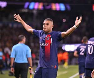 El jugador del PSG, Kylian Mbappé, envió un mensaje de apoyo a Alberth Elis.