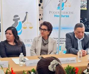 La presidenta del Poder Judicial, Rebeca Ráquel exhortó a robustecer el sistema judicial hondureño.