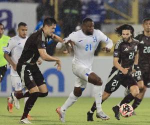 Yustin Arboleda, colombiano naturalizado hondureño, dio asistencia a Luis Palma en el segundo gol.