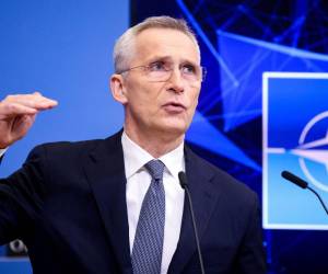 “Me uno a Estados Unidos y su llamado a Rusia para que libere al periodista”, dijo Stoltenberg.