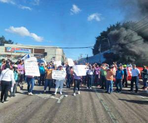 Los empleados han realizado protestas; sin embargo, sus reclamos no han sido escuchado.