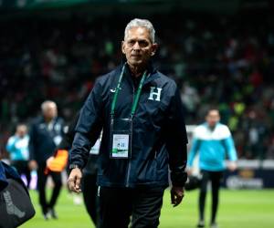 La selección hondureña cayó ante México y quedó fuera del Final Four de la Concacaf. Ahora tendrá que pelear en un repechaje para buscar boleto a Copa Oro.