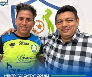 El presidente del Olancho FC, Samuel García, consiguió renovar a Henry Gómez.