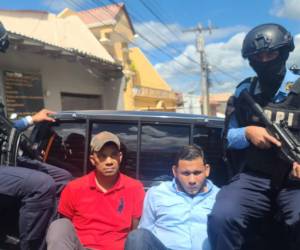 De acuerdo a las investigaciones, los implicados se trasladaron en dos automóviles desde el departamento de Olancho hasta la capital para ejecutar el crimen contra el hermano de la presentadora Rina Leal el pasado 11 de julio.