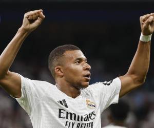 El jugador del Real Madrid Kylian Mbappé recibirá 55 millones de euros de parte del PSG.