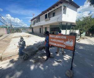 Las obras se ejecutan en barrios y colonias de la capital, los que cubren entre 200 a 300 metros, según la necesidad.