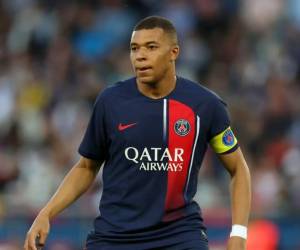 El PSG se ha olvidado de Mbappé y ya buscan el reemplazo ideal del crack francés. Conocé cuanto tendrán que pagar por el nuevo fichaje